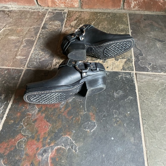 Frye Black Leather Mules with Silver Accents - Picture 8 of 8